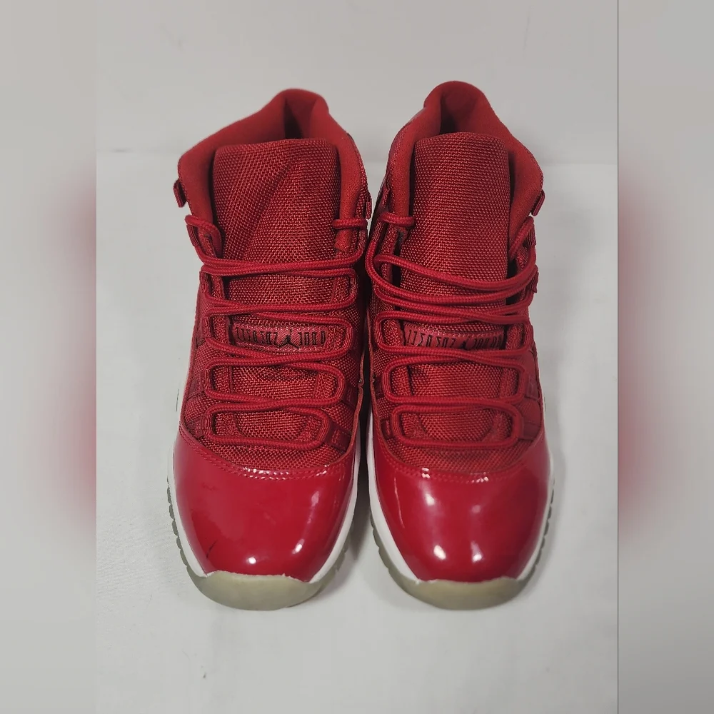 Nike Air Jordan 11 Retro Win Like '96 378038-623 Youth Size 6.0 Red - Picture 3 of 16